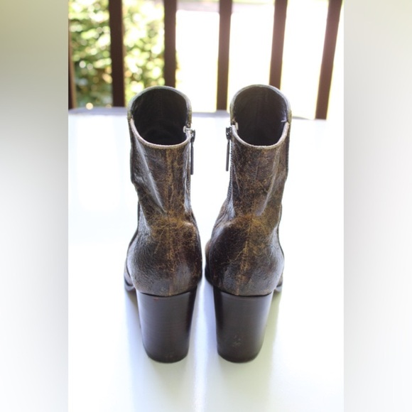 Donald J. Pliner boots - Picture 7 of 14
